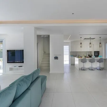 Sunset Family W Heated Pool - 1min Walk To ヴィラ *