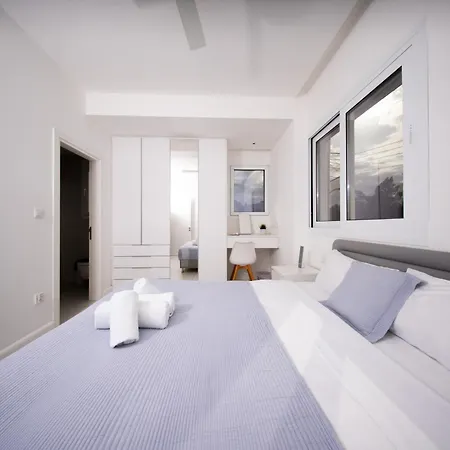 Sunset Family W Heated Pool - 1min Walk To * 普罗塔拉斯