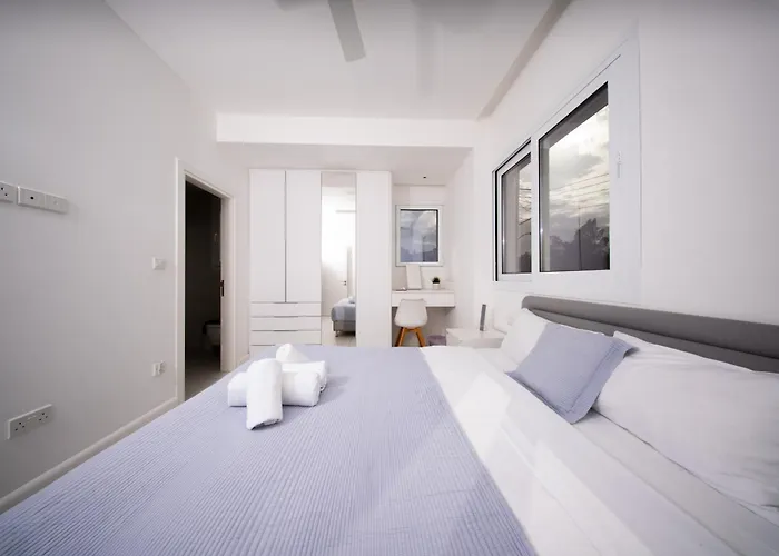 Sunset Family W Heated Pool - 1min Walk To * Protaras