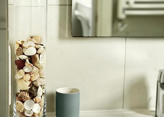 Sunset Family W Heated Pool - 1min Walk To