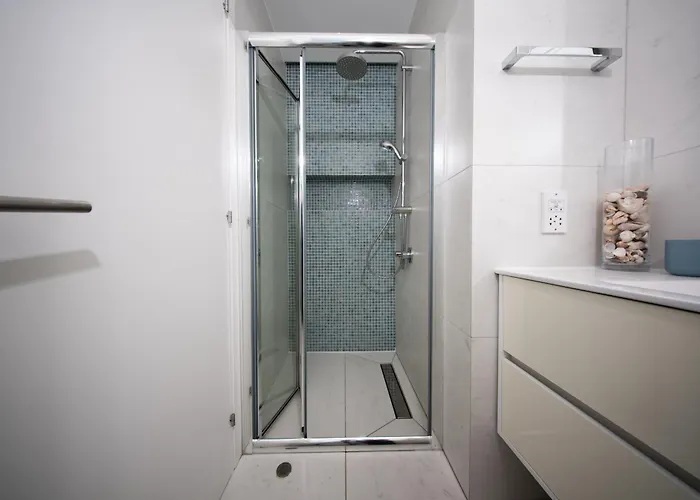 Sunset Family W Heated Pool - 1min Walk To Villa *